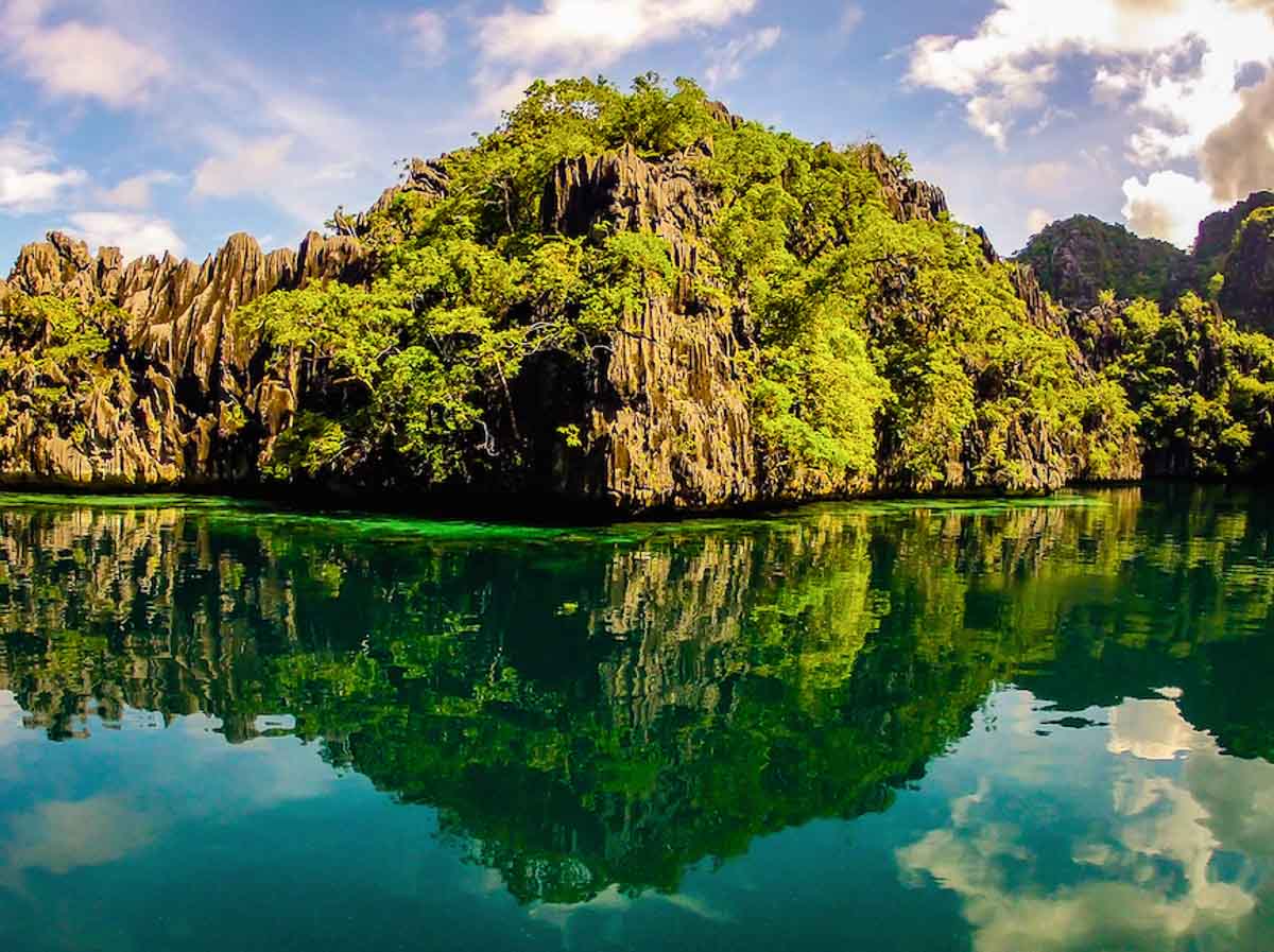 honeymoon-destinations-in-asia-coron-palawan