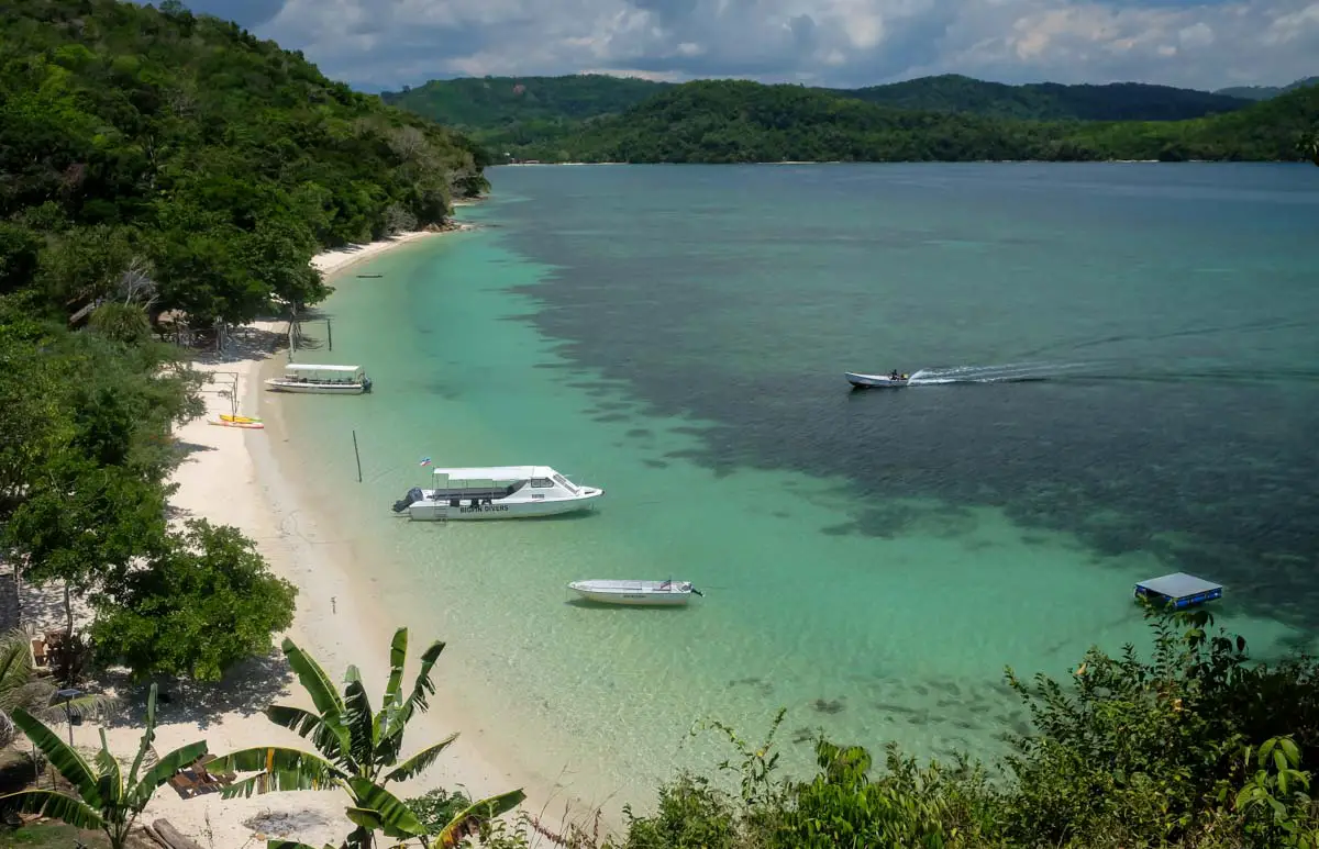 alternative_sabah_tours_mengkabar_bay