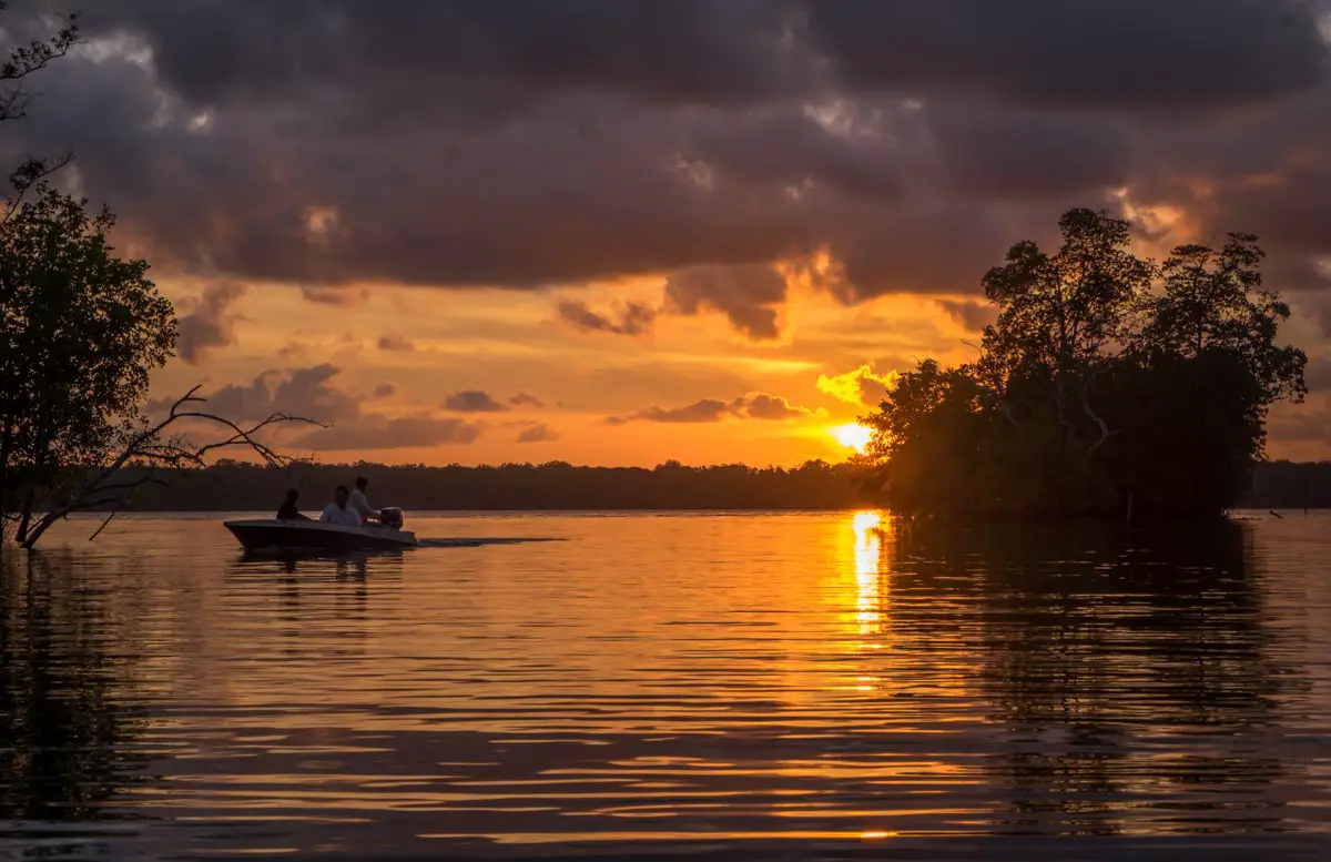 sungai-kapur-borneo-river-cruise