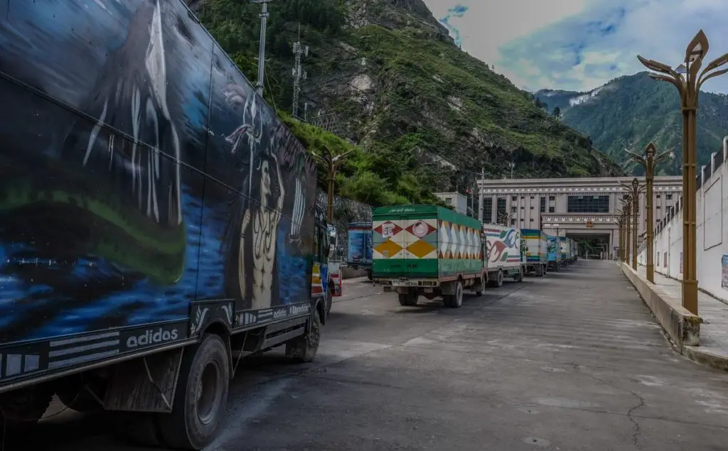 Crossing the Tibet Nepal border