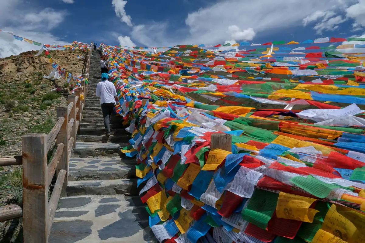 travel to tibet kampa la pass