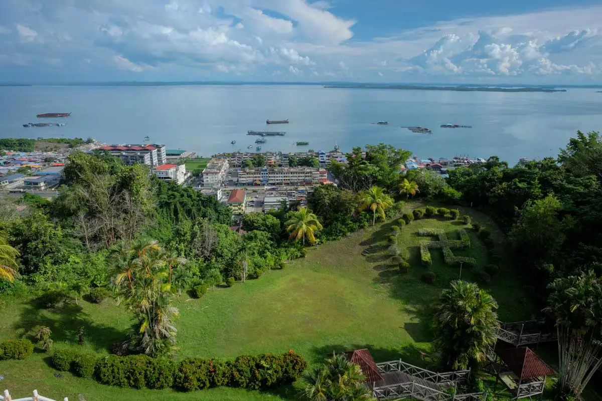 borneo_itinerary Puu Jih Shih Temple Sandakan